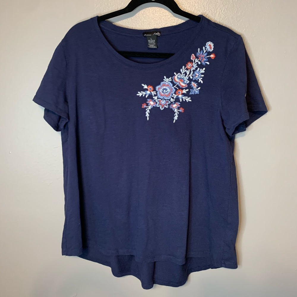 ‼️2/$18‼️ RXB Navy Floral T-shirt